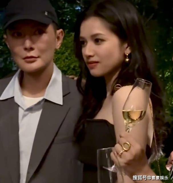 张婧仪，檀健次，章泽天，何超莲出席TOD