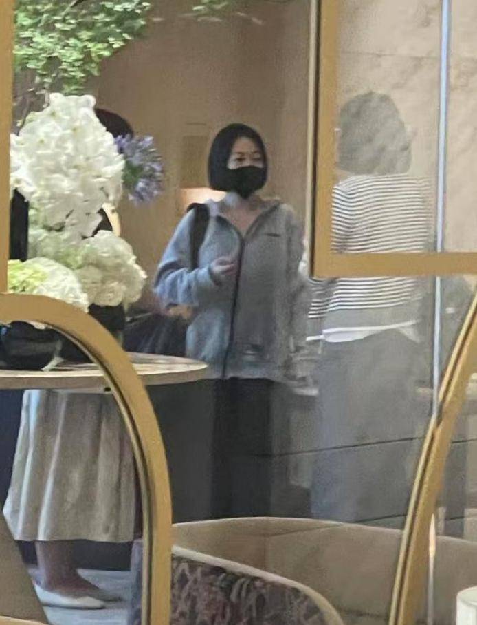大S死一火4个月,小S现身具俊晔故地,近照曝光,景色神志齐很差