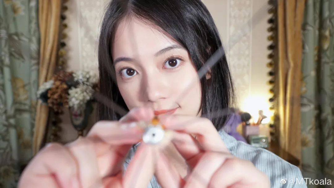 一个女孩，哄人睡觉这10年
