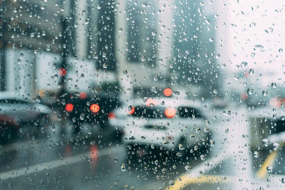 一下班就下大雨，是我的错觉吗