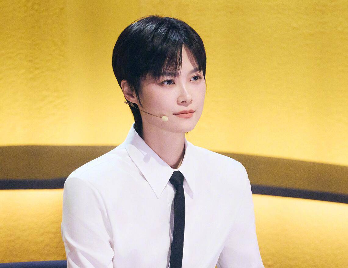 李宇春，太肤浅了