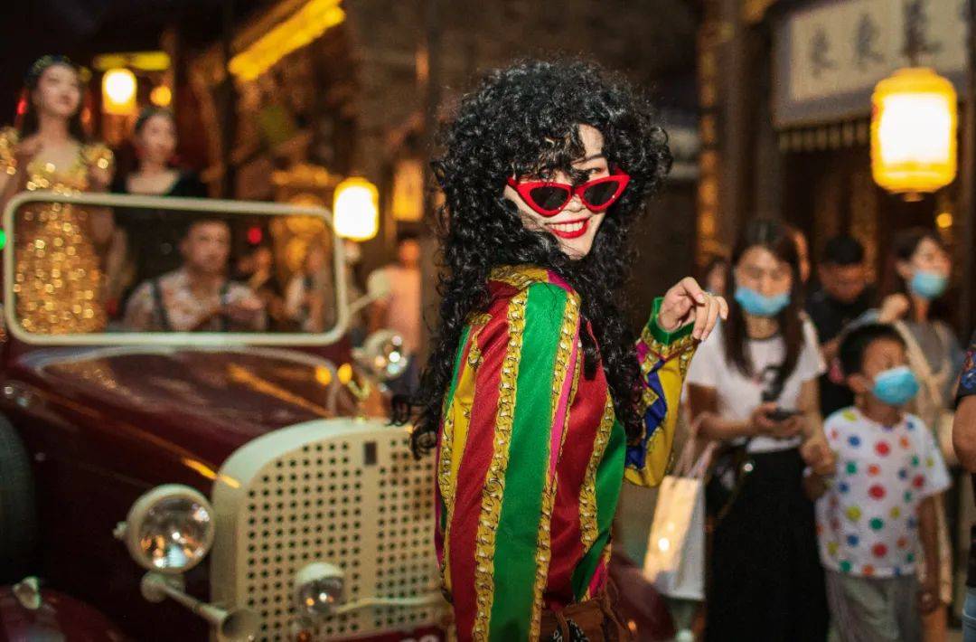 当我们怀念“上行时期的美”,是在怀念一种向上的状态