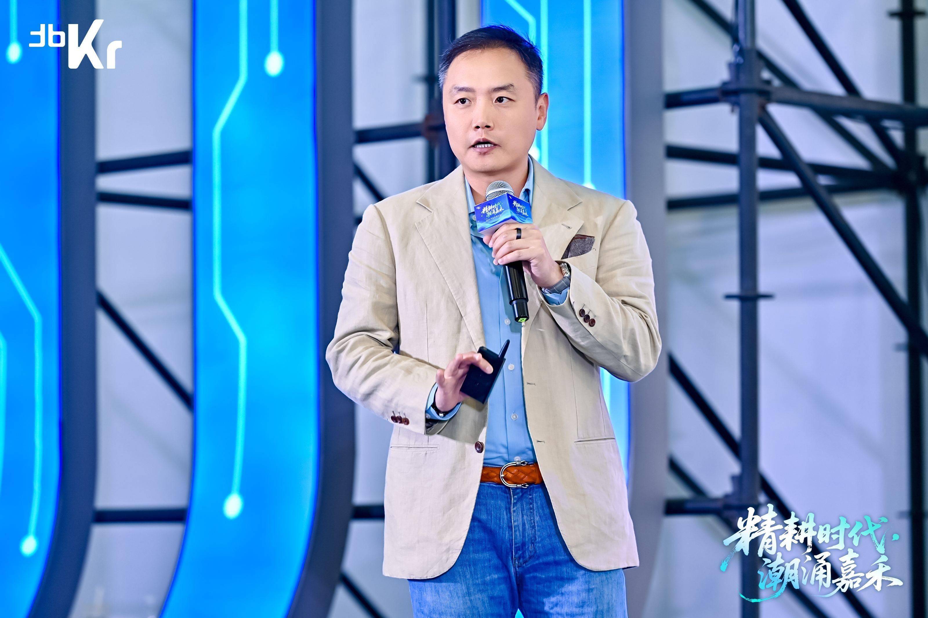 独立演讲：全球视野，本地深耕：消费投资的“Glocal”之道｜2025年36氪产业未来大会