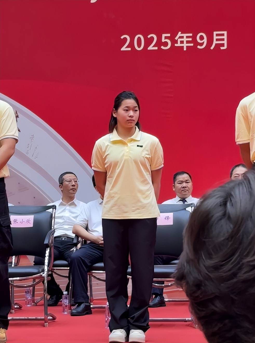 全红婵是否该考虑退役了！这个身材还能坚持跳水吗