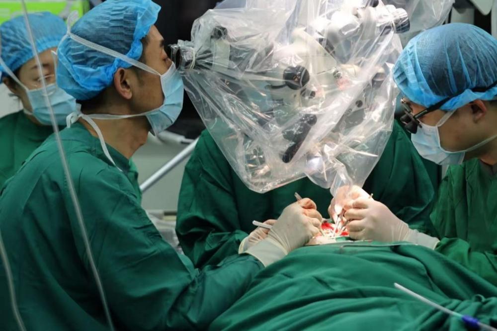 烟台市口腔医院口腔颌面外科学科带头人陈正岗：与患者并肩作战的“守护者”(图2)