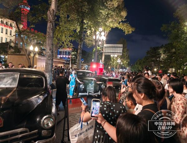 该说不说，新民大街今晚让人意犹未尽！(图17)