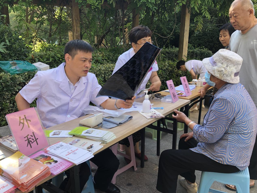 兰山区妇幼保健院外科带头人姚传成妙手精诚为患者解病痛(图3)