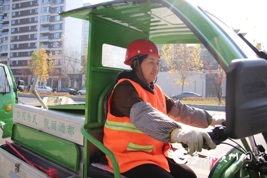 仁怀城市“美容师”杨春先:八年坚守绘“新境”(图4)