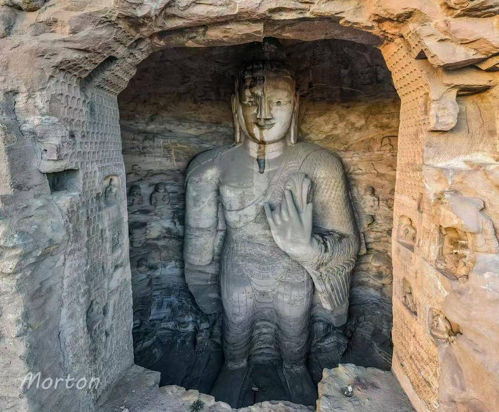 “佛像太冷流鼻涕和眼泪”官方回应：第18窟将实施封闭管理