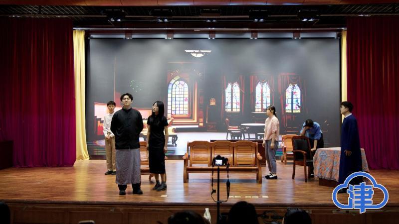 南开大学举办“语通上合.戏汇丝路”主题活动：中外师生喜迎上合 多样文明共绘“津”彩画卷 扫码阅读手机版