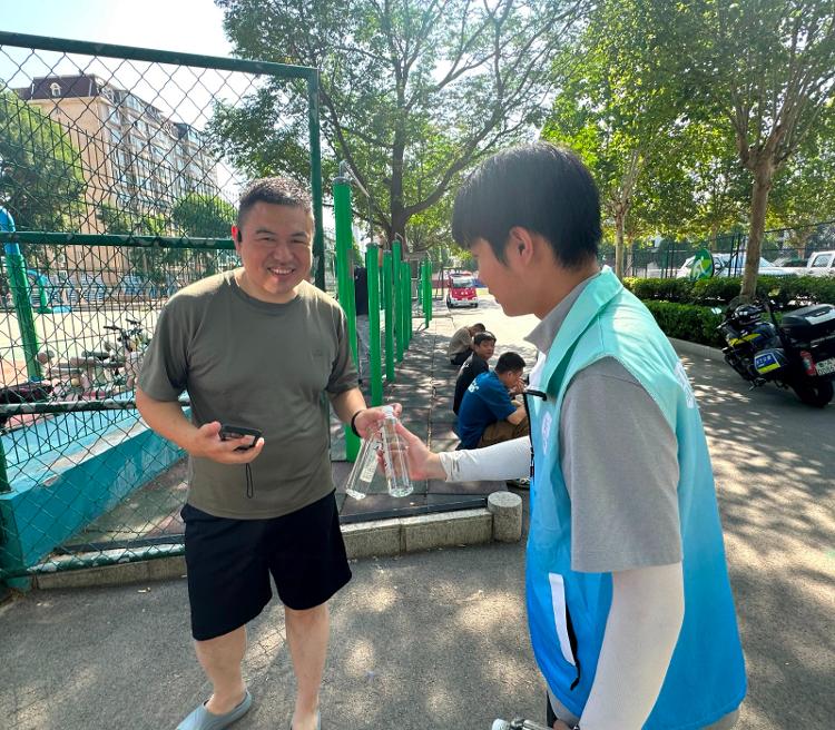 从高考到中考，城投集团志愿服务“无缝衔接”