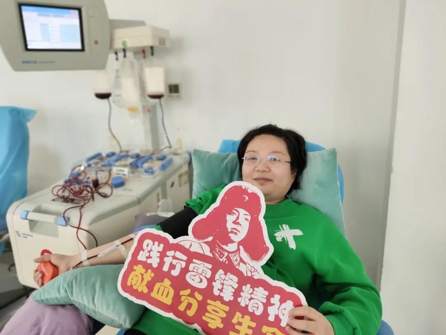 22年献血7100毫升，点赞滨医这位“献血达人”！