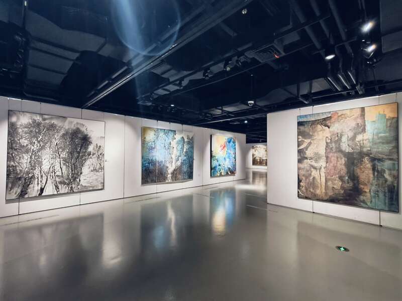 “墨彩新象——新水墨艺术展”在深圳举办