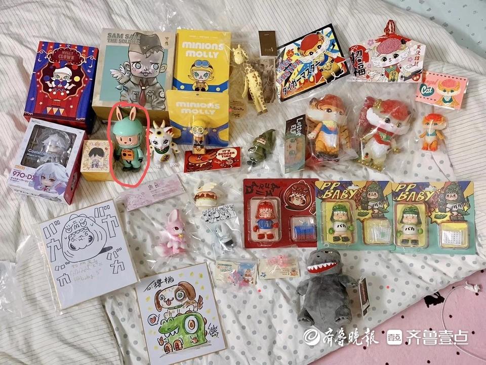 潮玩何以成为情绪出口