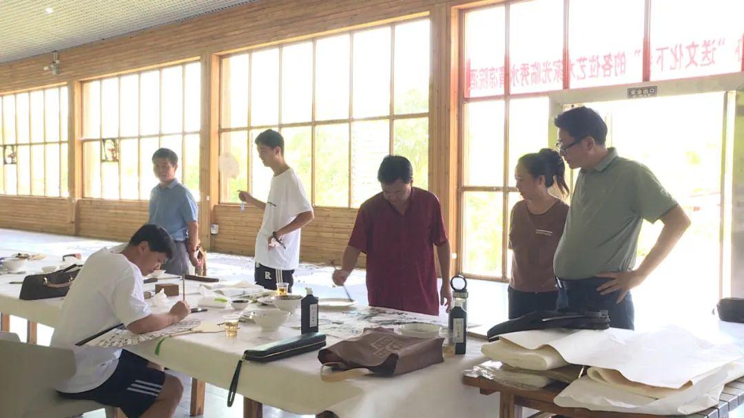 书画艺术进普定秀水 文旅交融展新姿