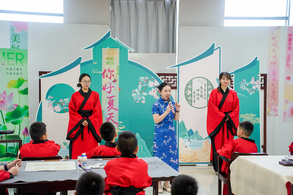 泰安市图书馆举办“对话孔子”——大暑习礼·六艺雅集活动