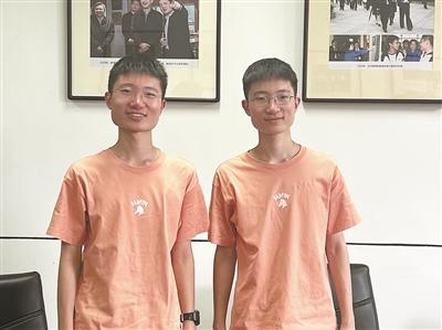 哥哥读清华弟弟上交大 这对双胞胎真牛