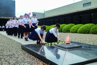日本爱知县青少年友好访华团在南京聆听历史、共奏和平乐章