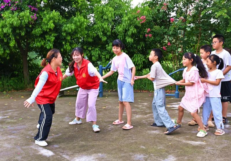 研究生小曾：扎根基层沃野 书写奋斗答卷