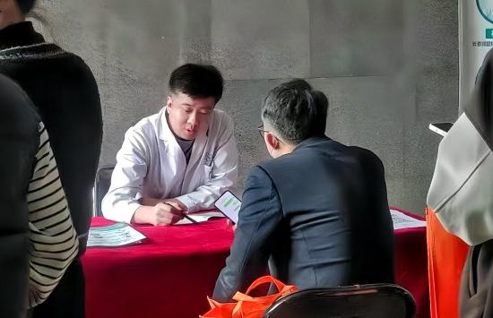 六代行医深耕岐黄之术 医者仁心书写使命担当 ——记“90后”中医林策