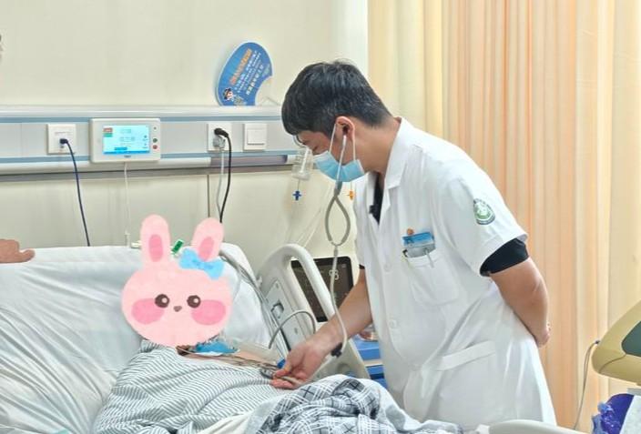 “生命的摆渡人”，临沂市康复医院周江宁为重症患者架起希望之桥