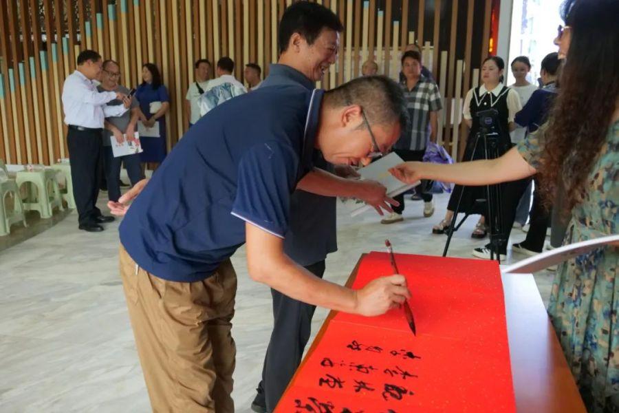 “此心安处 情系紫云” 2025年杨光学回乡书画精品展成功举办