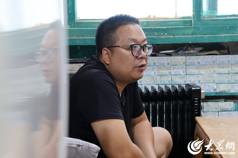 东营“时光修复师”颜波涛：修复录像带 更是修复记忆