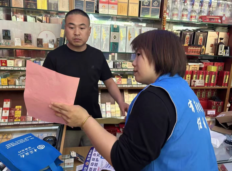 仙营街道谢营社区开展“践行光盘 杜绝浪费”志愿服务活动