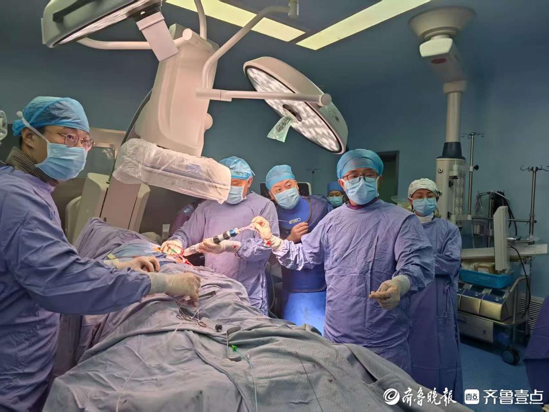 康复大学青岛中心医院接连完成高难度心脏瓣膜病微创手术