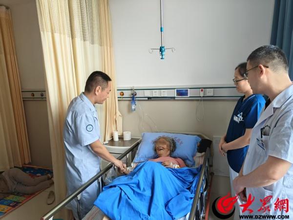 滨州市第二人民医院多学科联手让91岁股骨颈骨折老人重获新生