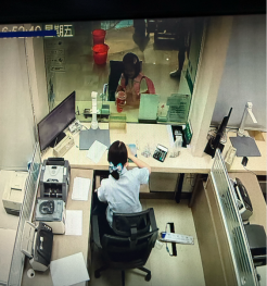 农行泰安分行营业部：硬币兑换解难题，高效清点获赞誉