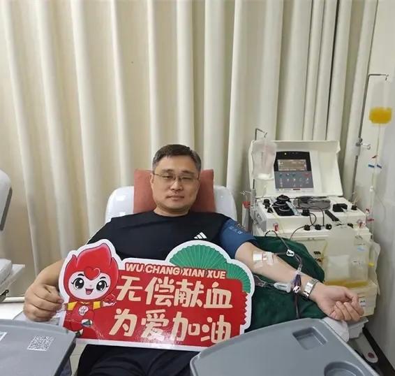 泰安一教师急捐“生命血小板”以身作则传递正能量