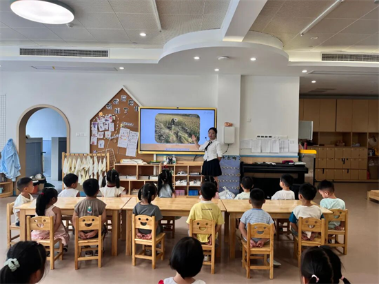 广信区第十幼儿园开展“世界粮食日”主题活动