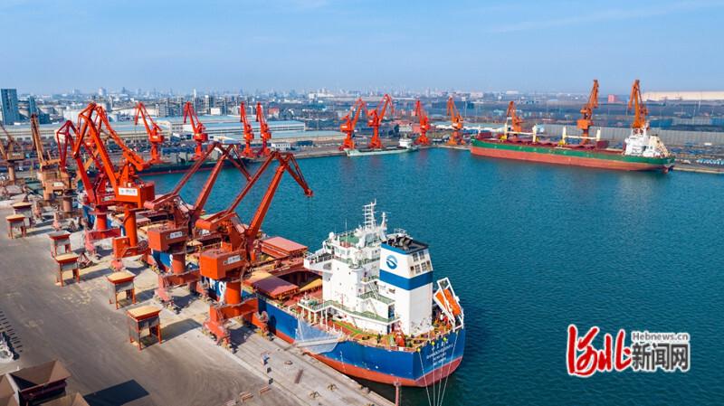 唐港股份货物吞吐量较去年提前11天突破2亿吨大关