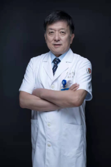 11月21日（本周五）上午，青岛大学附属医院口腔种植杨建军教授、口腔正畸陈杰教授来青岛西海岸第二医院坐诊，预约从速