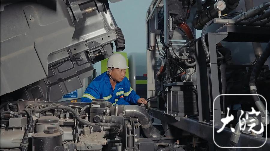 二十多年坚守 他甘为“城市美容师”