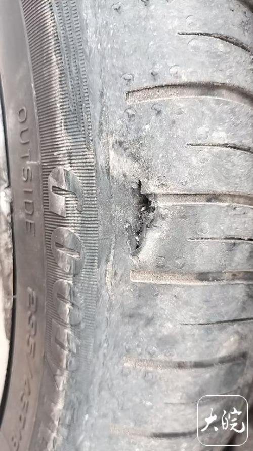 蚌埠一坑洼道路“坑”了多辆车 车主维权陷“罗生门” 路段到底归谁管？