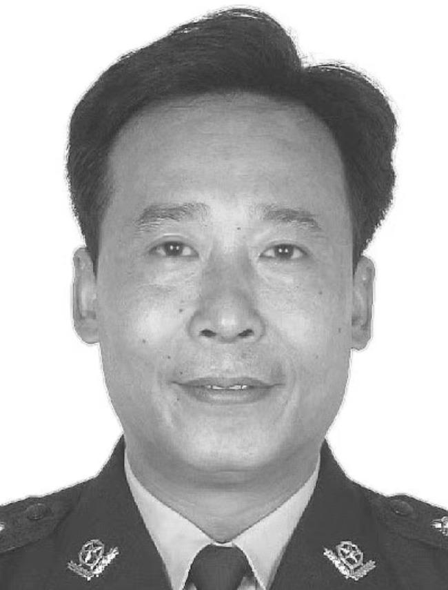 民警老林，一路走好