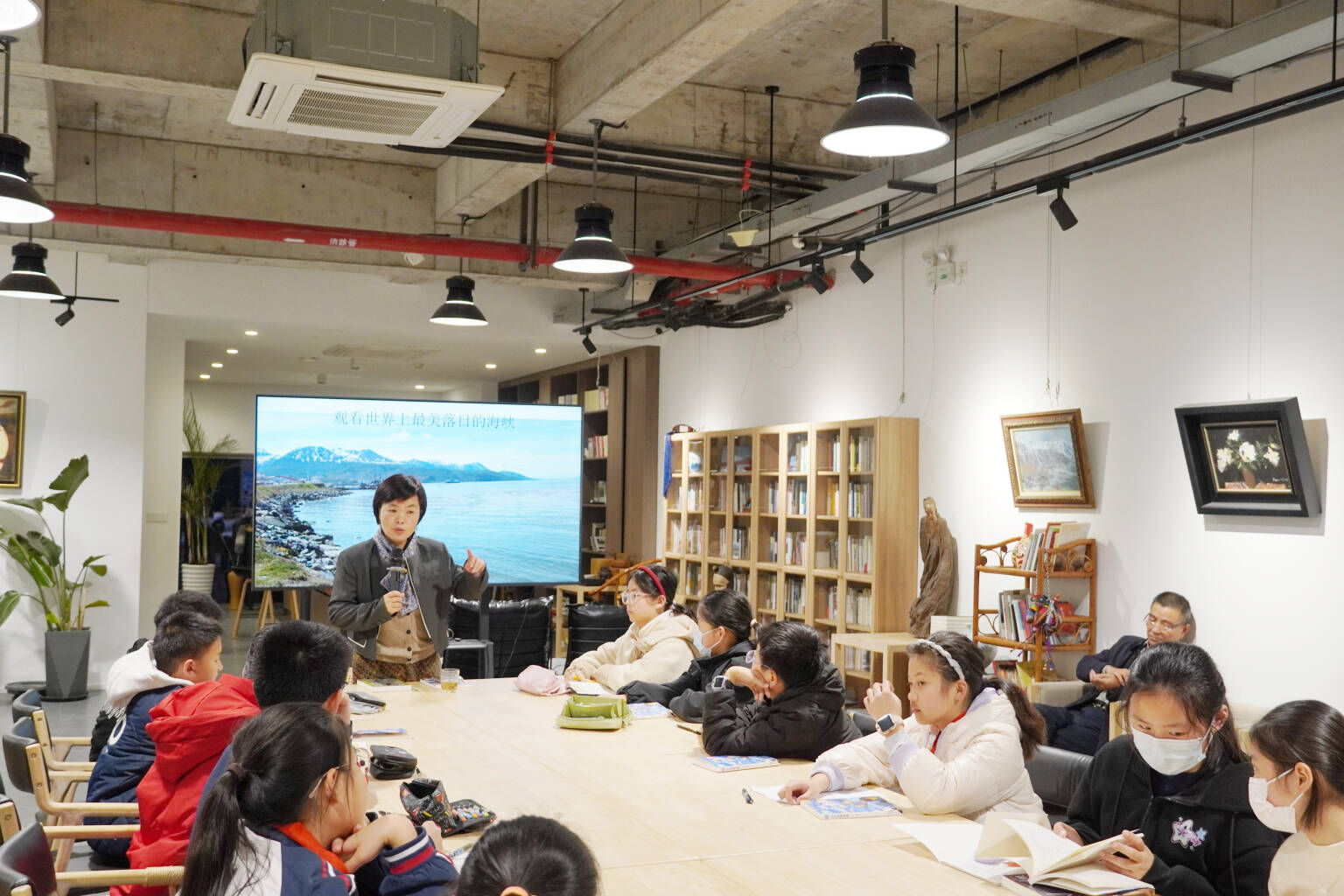 “茉莉花开”文艺直通车驶入苏州 文学讲座为少年播撒梦想种子