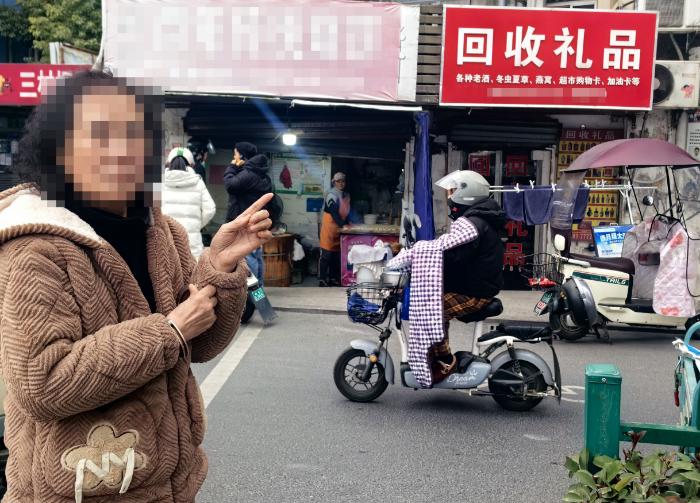 家贼难防!相处5年保姆监守自盗3年,雇主20余万藏品被洗劫